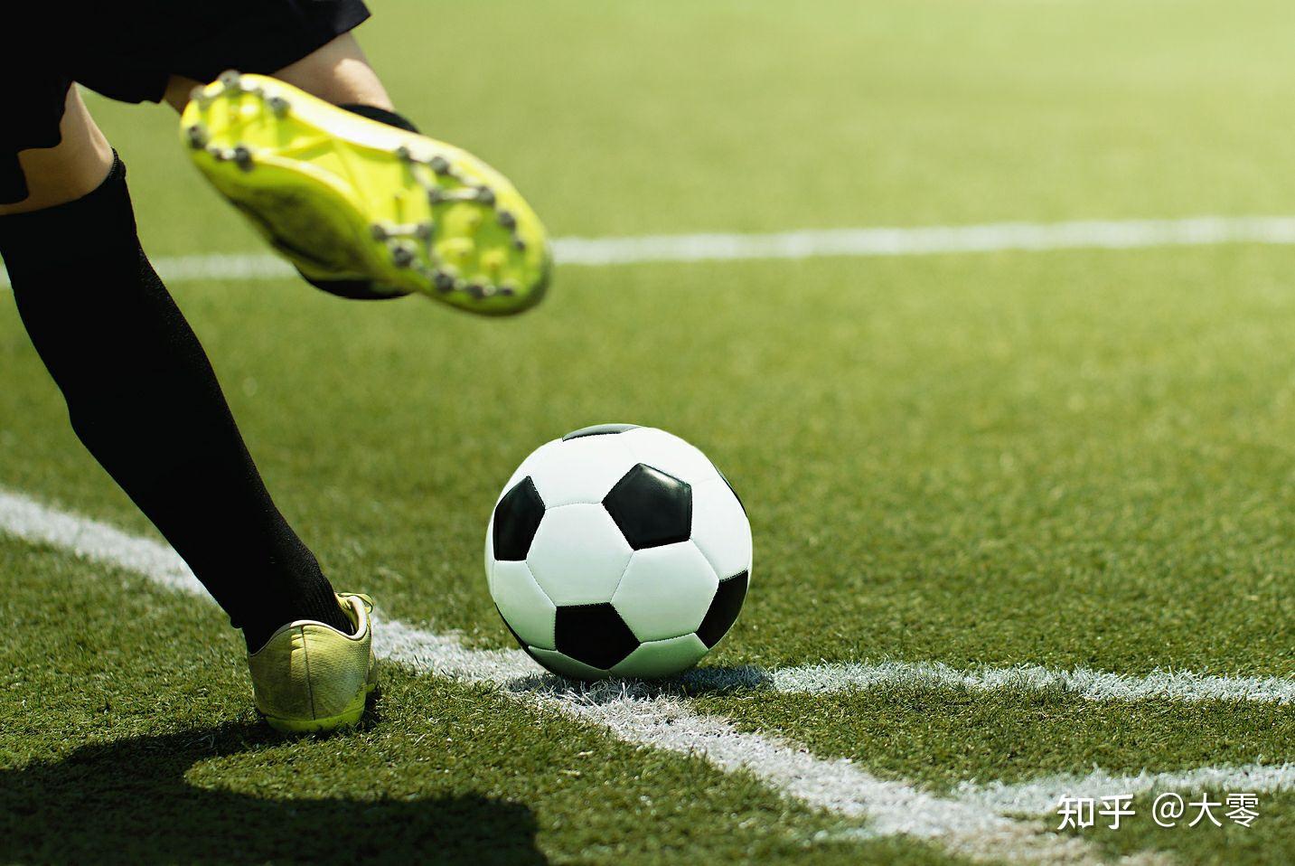 阿莱格里：我绝对没有冒犯裁判；莱奥具备成为中锋的特点（阿莱格里：绝无冒犯裁判之意，莱奥有当中锋的条件）