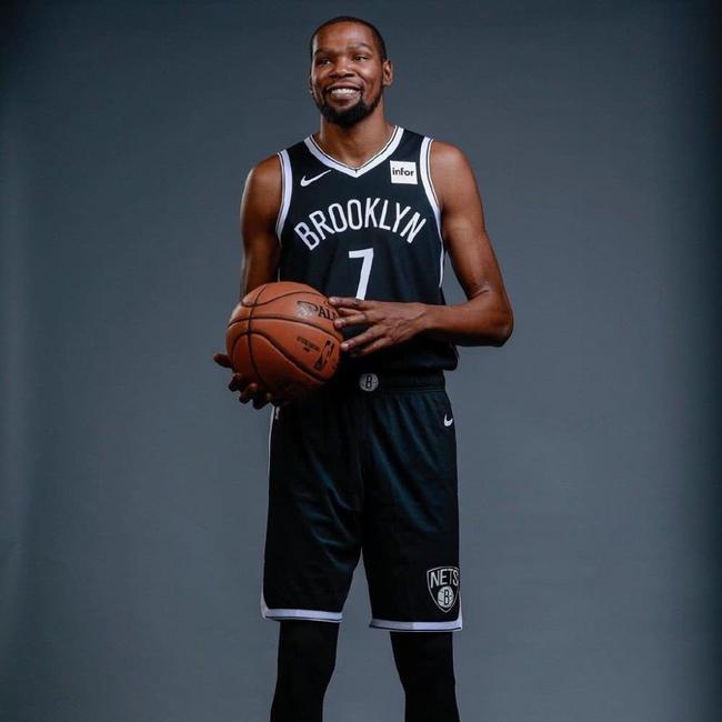 英超第16轮裁判选派：鲍森执法利物浦vs布莱顿（英超第16轮裁判安排：鲍森主哨利物浦对阵布莱顿）